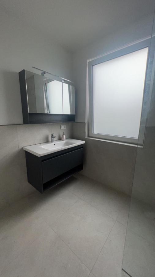 Schoene Neubauwohnung Mit Stil Bielefeld Luaran gambar