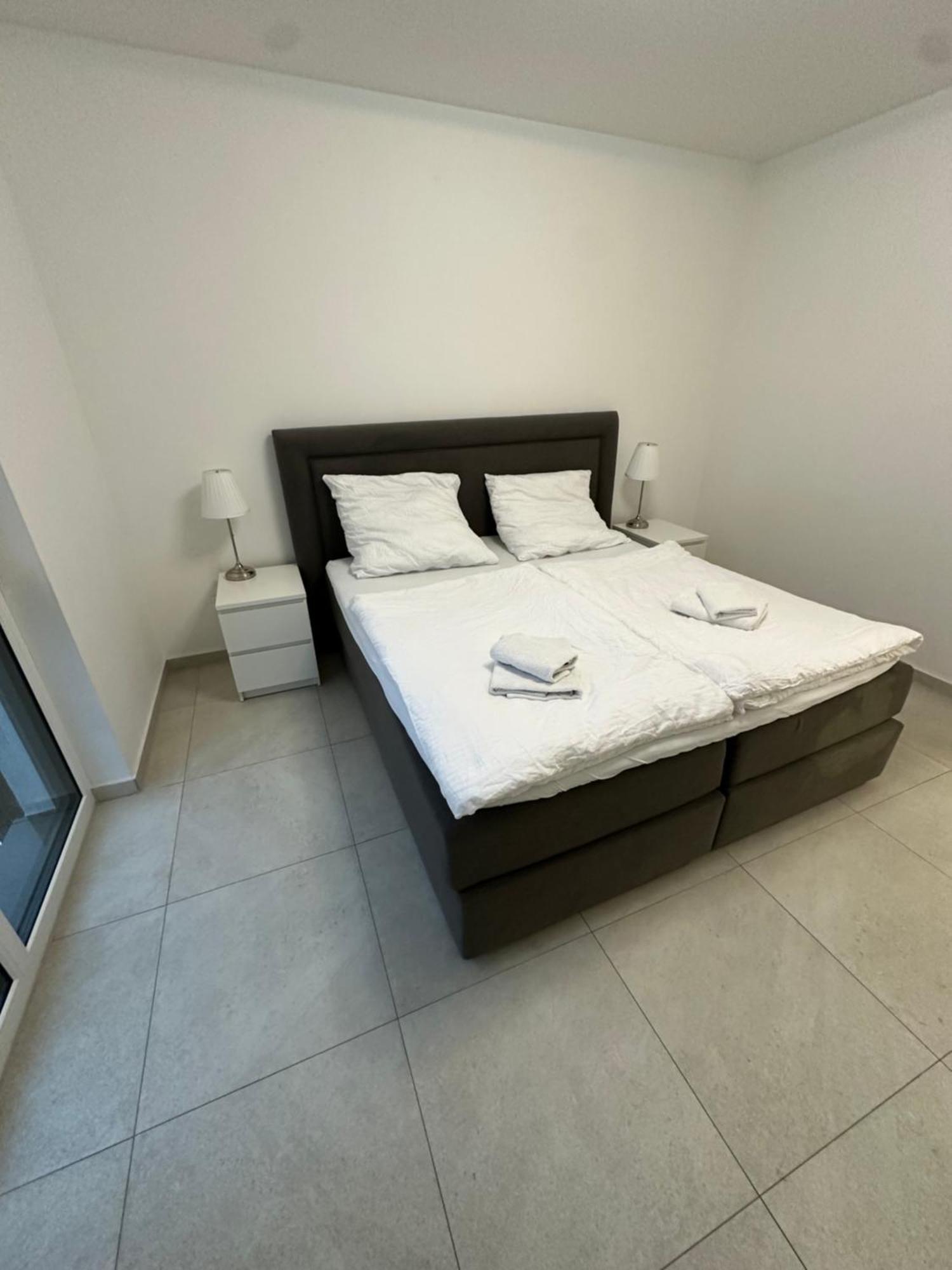 Schoene Neubauwohnung Mit Stil Bielefeld Luaran gambar